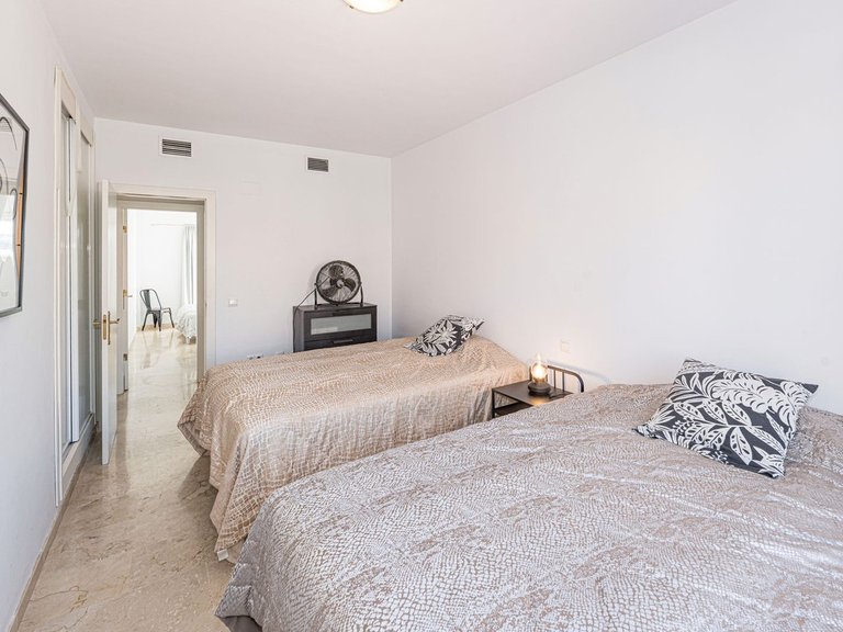 Apartment for Sale in La Duquesa, Malaga 28