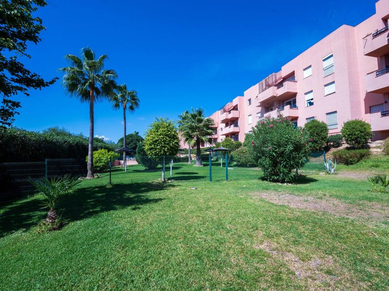 Apartment for Sale in La Duquesa, Malaga 40