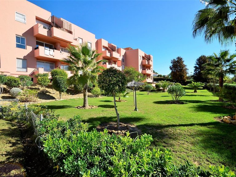 Apartment for Sale in La Duquesa, Malaga 42