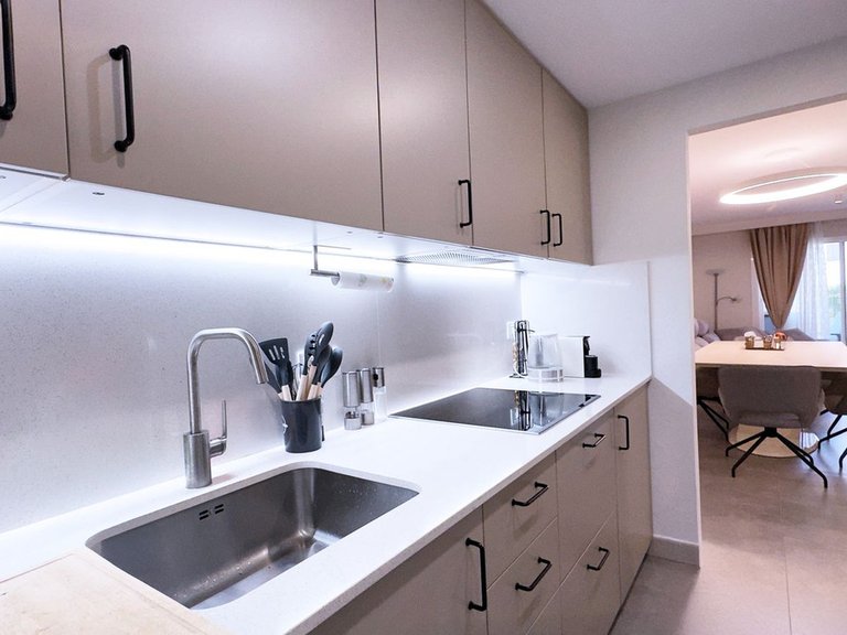 Apartment for Sale in El Paraiso, Malaga 5