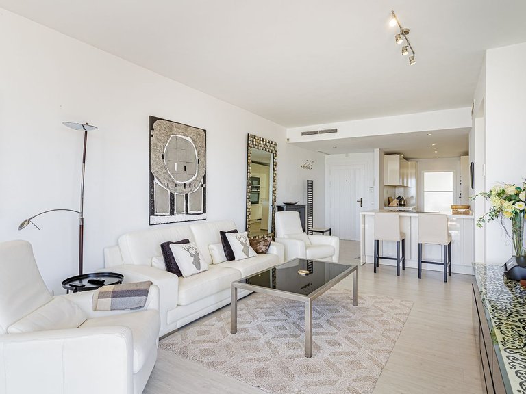 Apartment for Sale in Nueva Andalucía, Malaga 8