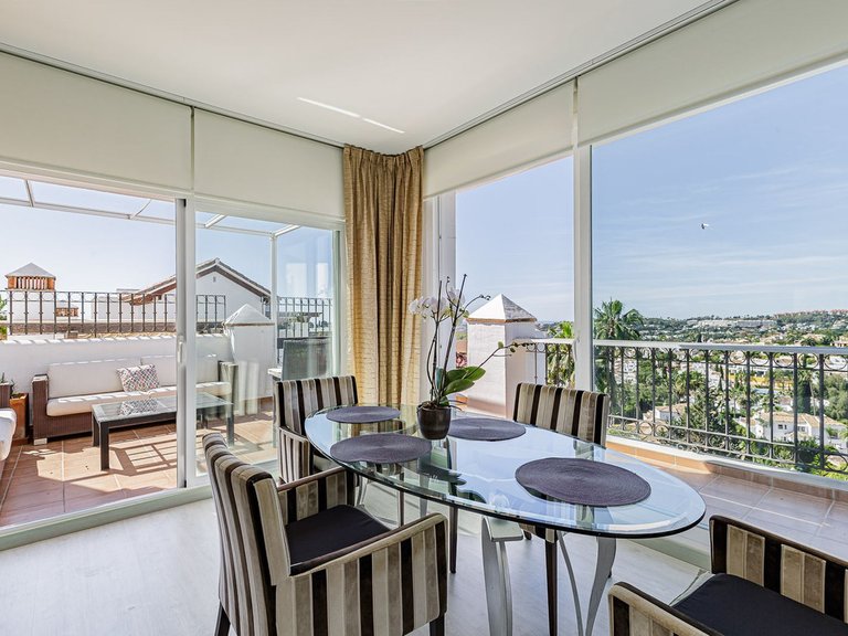 Apartment for Sale in Nueva Andalucía, Malaga 9