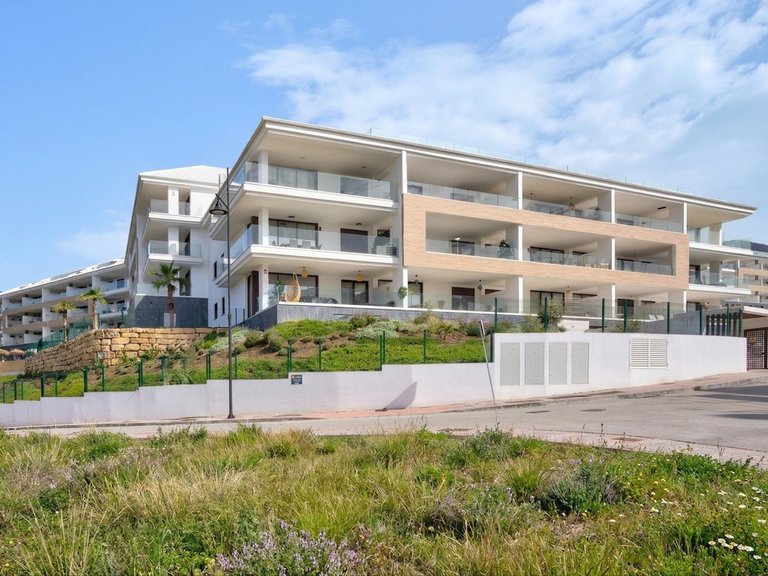 Apartment for Sale in Fuengirola, Malaga 12