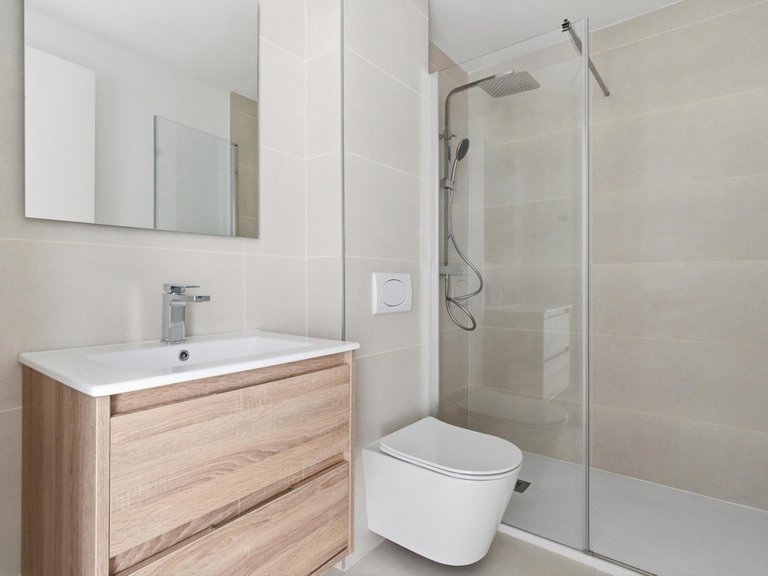 Apartment for Sale in Fuengirola, Malaga 9