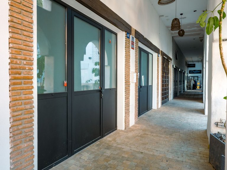 Commercial for Sale in Calahonda, Malaga 21