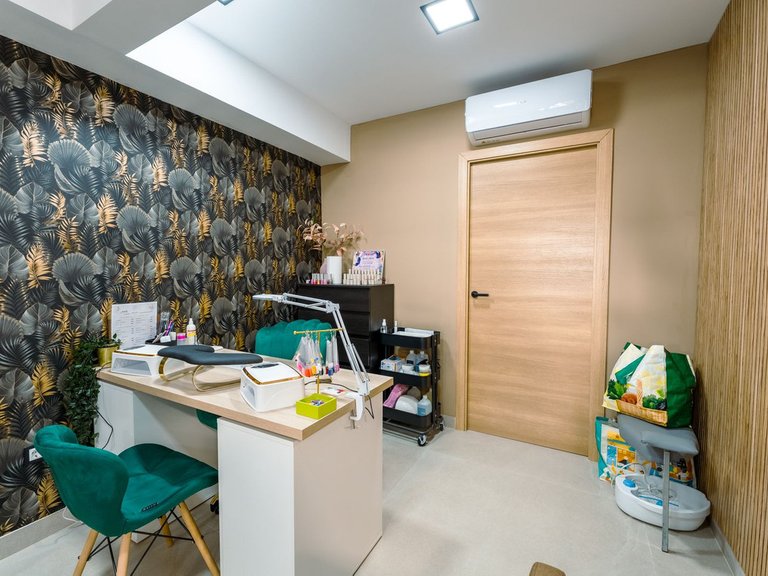 Commercial for Sale in Calahonda, Malaga 25