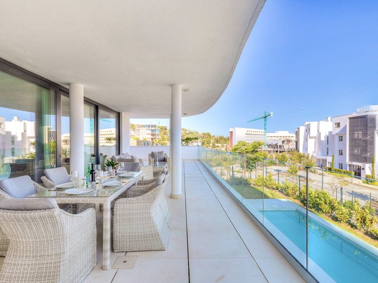 Apartment for Sale in Fuengirola, Malaga 1