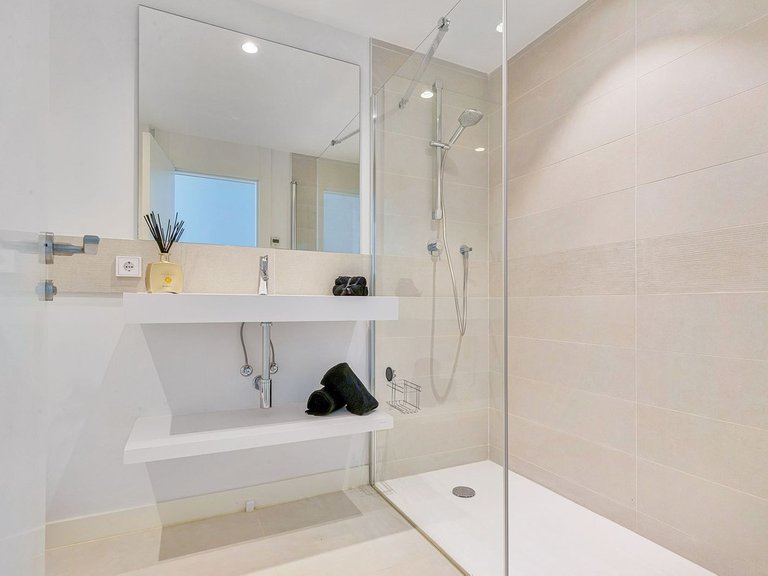 Apartment for Sale in Fuengirola, Malaga 11