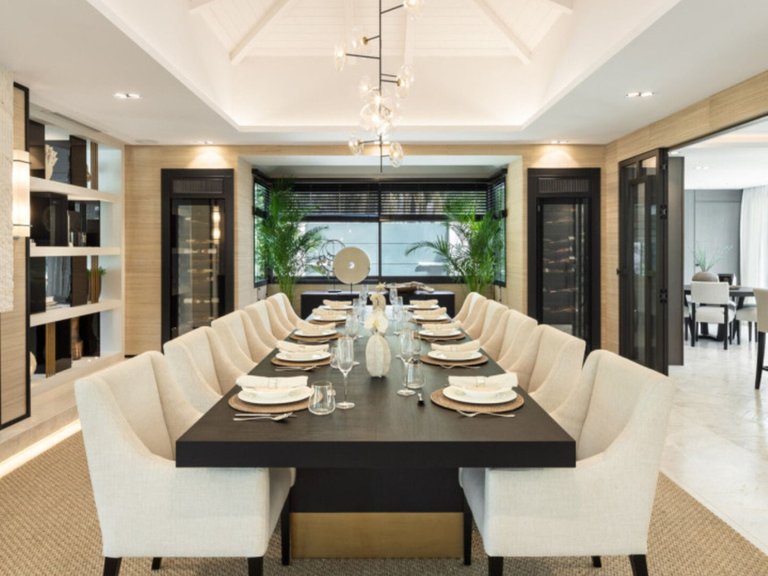 Villa for Sale in Nueva Andalucía, Malaga 12