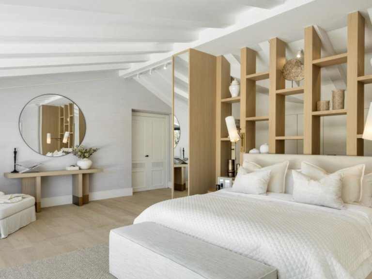 Villa for Sale in Nueva Andalucía, Malaga 15