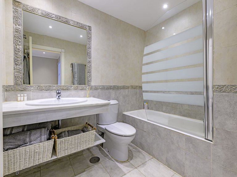 Apartment for Sale in Estepona, Malaga 18