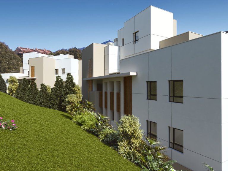 Penthouse for Sale in Nueva Andalucía, Malaga 1