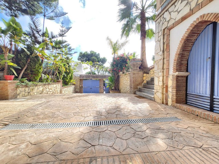 Villa for Sale in La Cala De Mijas, Malaga 56
