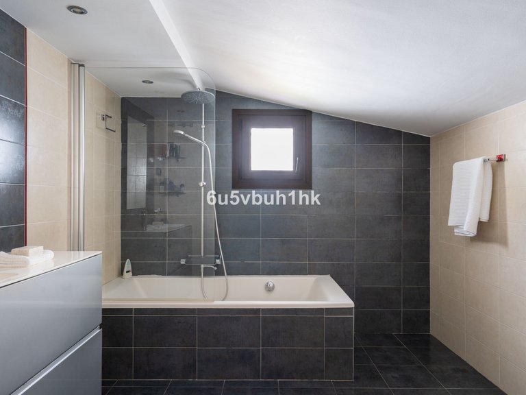 Villa for Sale in Benalmadena, Malaga 15