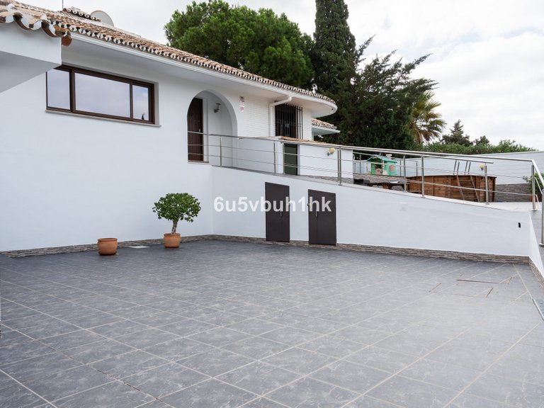 Villa for Sale in Benalmadena, Malaga 29