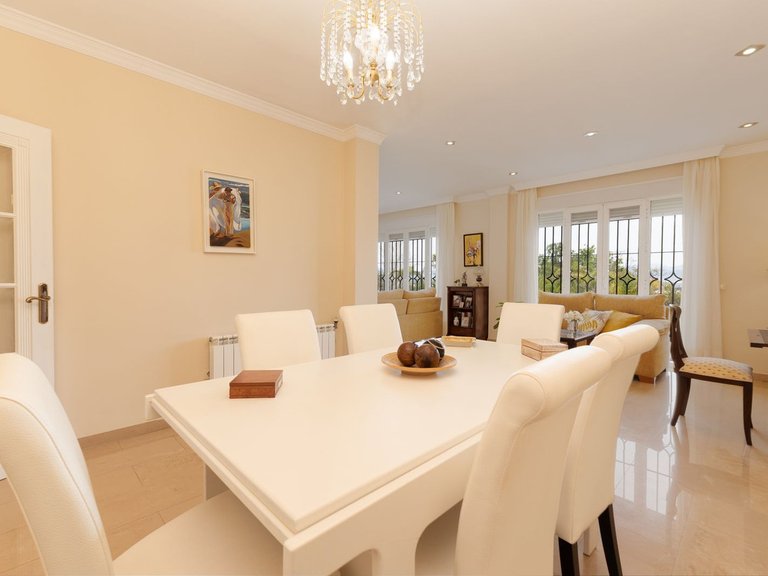 Villa for Sale in Málaga, Malaga 11