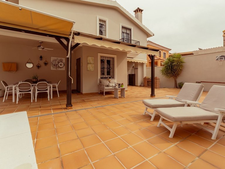 Villa for Sale in Málaga, Malaga 40
