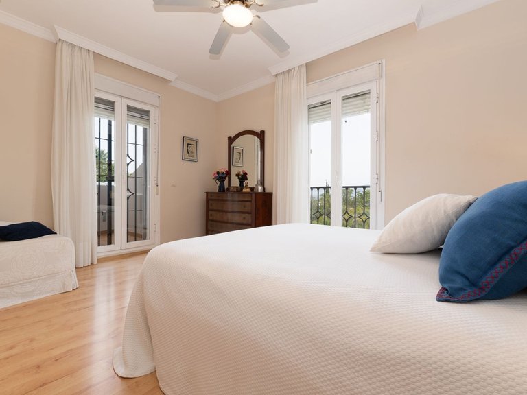 Villa for Sale in Málaga, Malaga 6