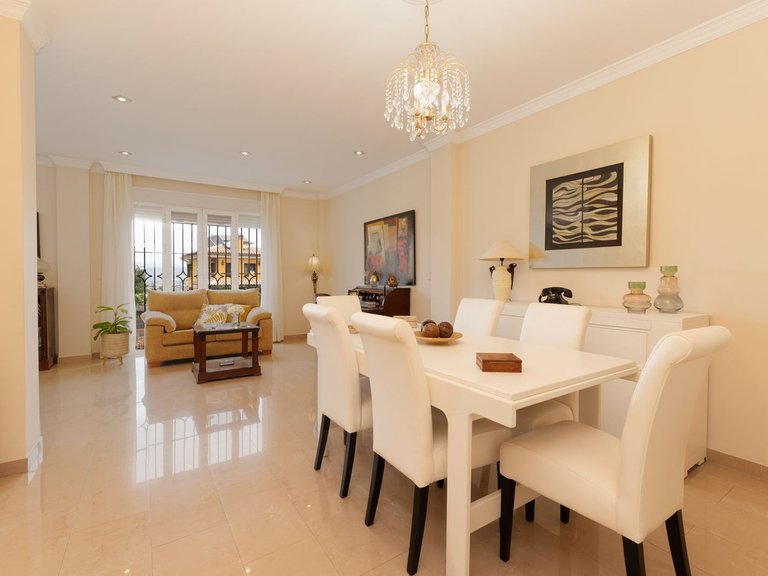 Villa for Sale in Málaga, Malaga 8