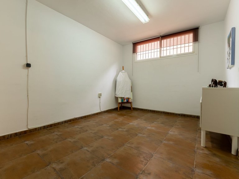 Villa for Sale in Málaga, Malaga 9