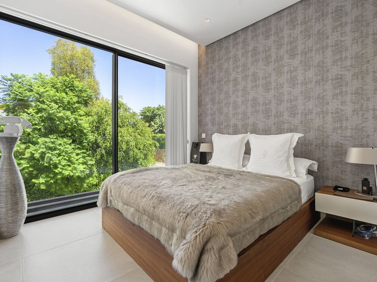 Villa for Sale in Estepona, Malaga 25