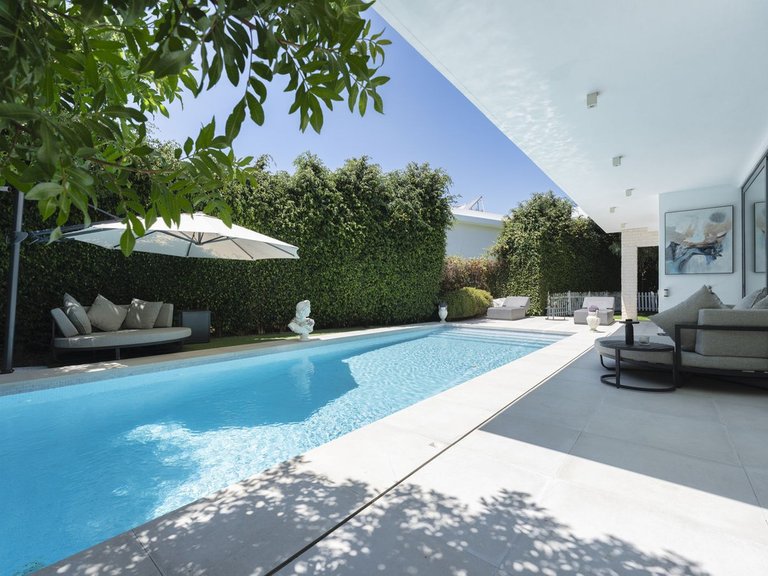 Villa for Sale in Estepona, Malaga 6