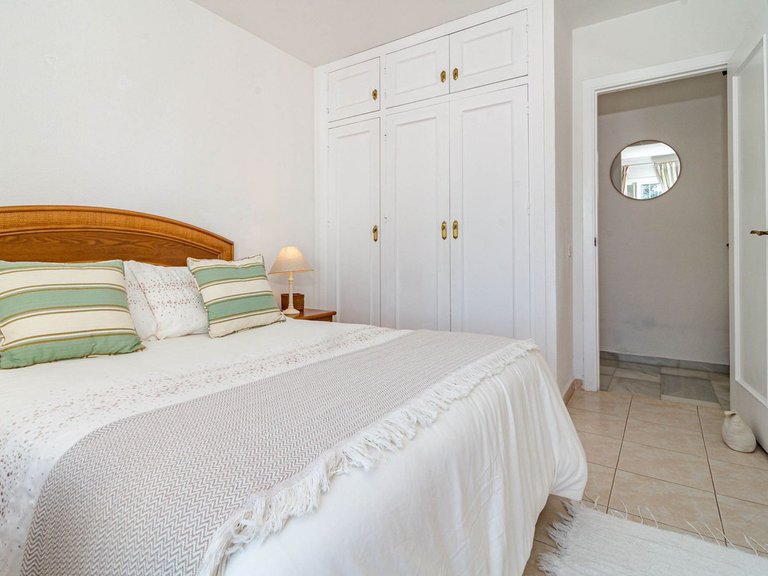 Villa for Sale in Calahonda, Malaga 23