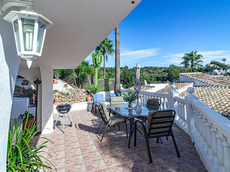Villa for Sale in Calahonda, Malaga 44