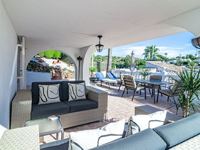 Villa for Sale in Calahonda, Malaga 45