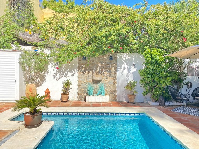 Villa for Sale in Marbella, Malaga 16