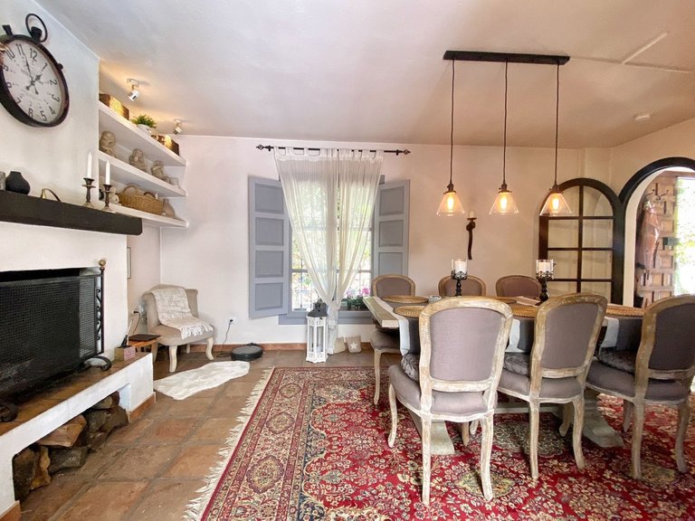 Villa for Sale in Marbella, Malaga 24
