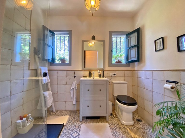 Villa for Sale in Marbella, Malaga 34