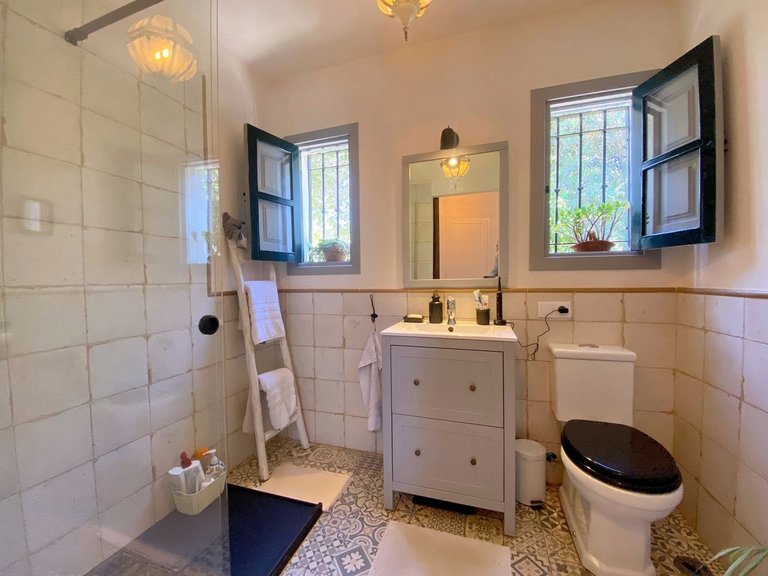 Villa for Sale in Marbella, Malaga 35