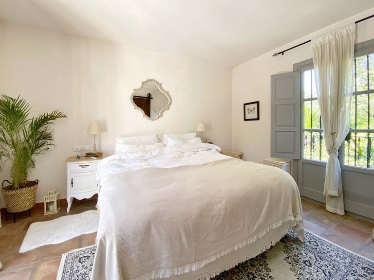 Villa for Sale in Marbella, Malaga 5