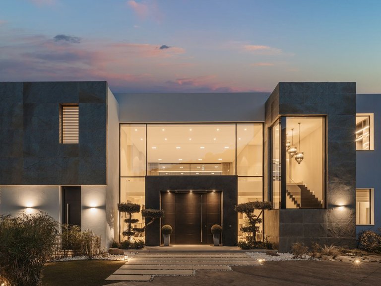 Villa for Sale in El Madroñal, Malaga 38
