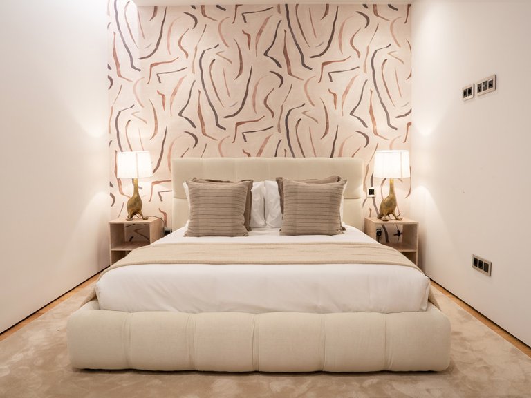 Apartment for Sale in The Golden Mile, Malaga 14
