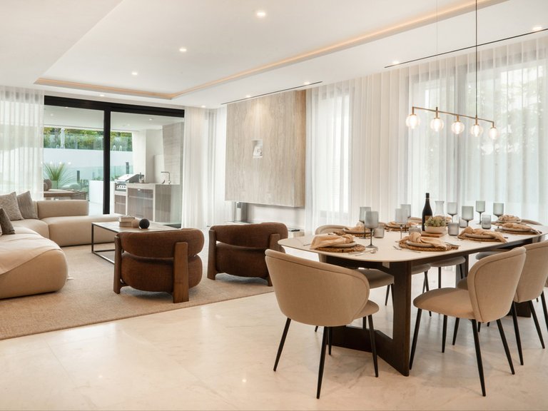 Apartment for Sale in The Golden Mile, Malaga 7