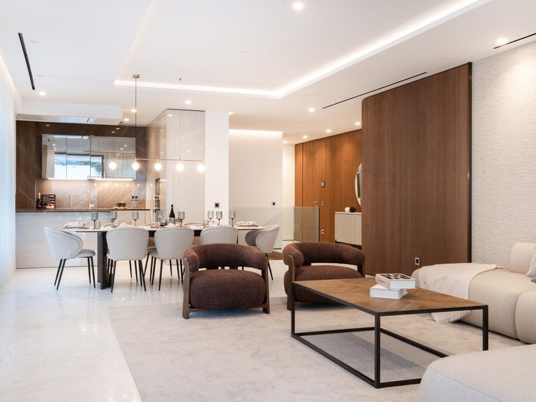Apartment for Sale in The Golden Mile, Malaga 8