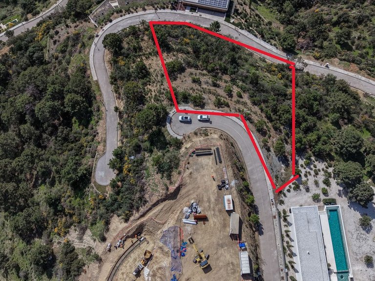 Plot for Sale in Benahavís, Malaga 1