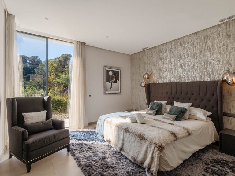 Villa for Sale in El Madroñal, Malaga 28
