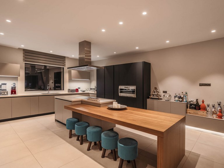 Villa for Sale in El Madroñal, Malaga 40