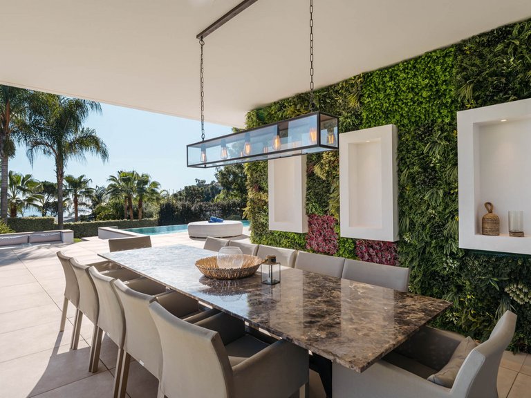 Villa for Sale in El Madroñal, Malaga 7