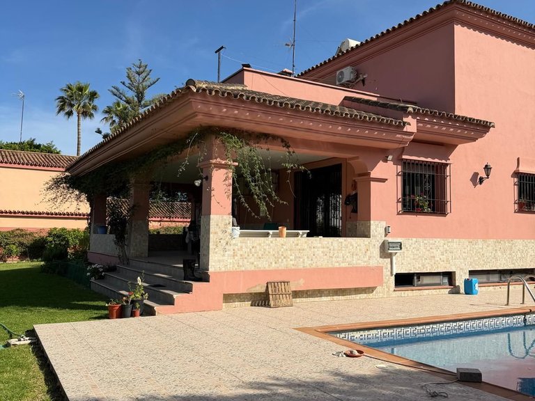 Villa for Sale in Casares Playa, Malaga 1