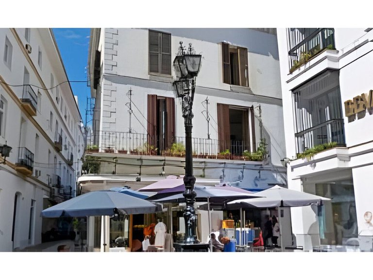 Apartment for Sale in Marbella, Malaga 1