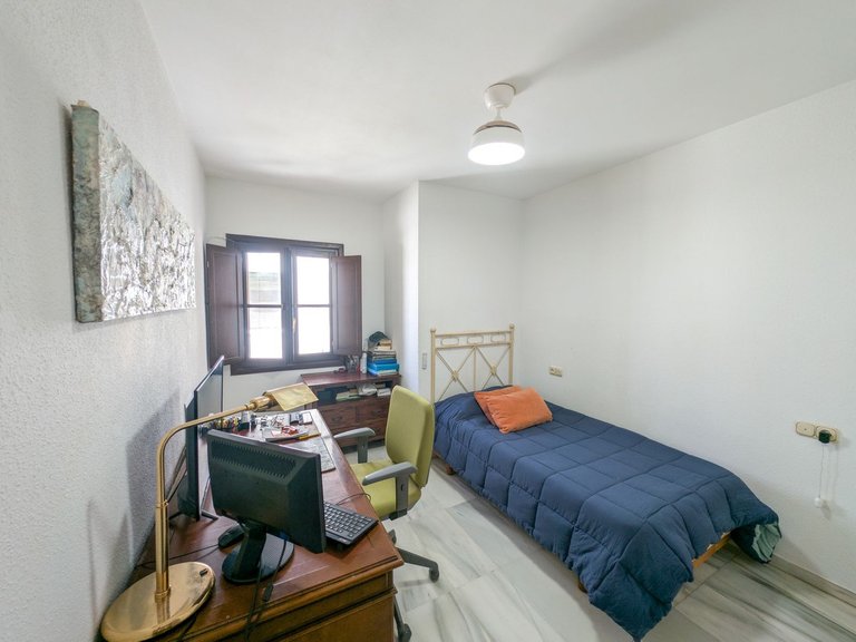 Apartment for Sale in Marbella, Malaga 25