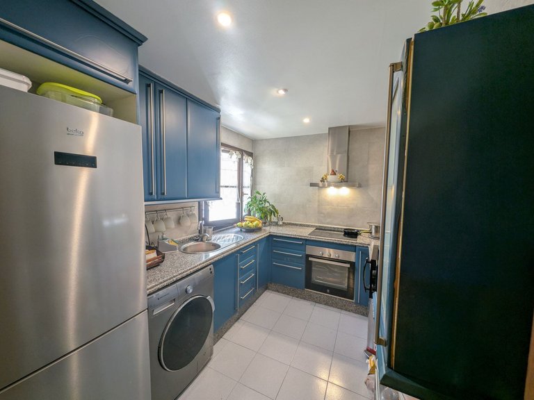 Apartment for Sale in Marbella, Malaga 28