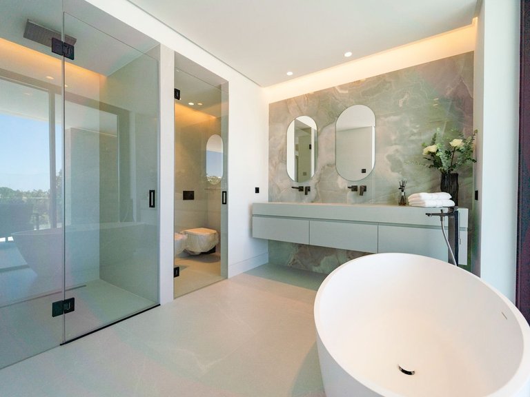 Villa for Sale in Nueva Andalucía, Malaga 41