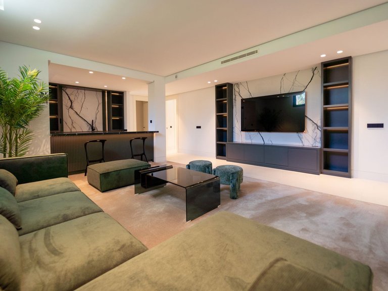 Villa for Sale in Nueva Andalucía, Malaga 62