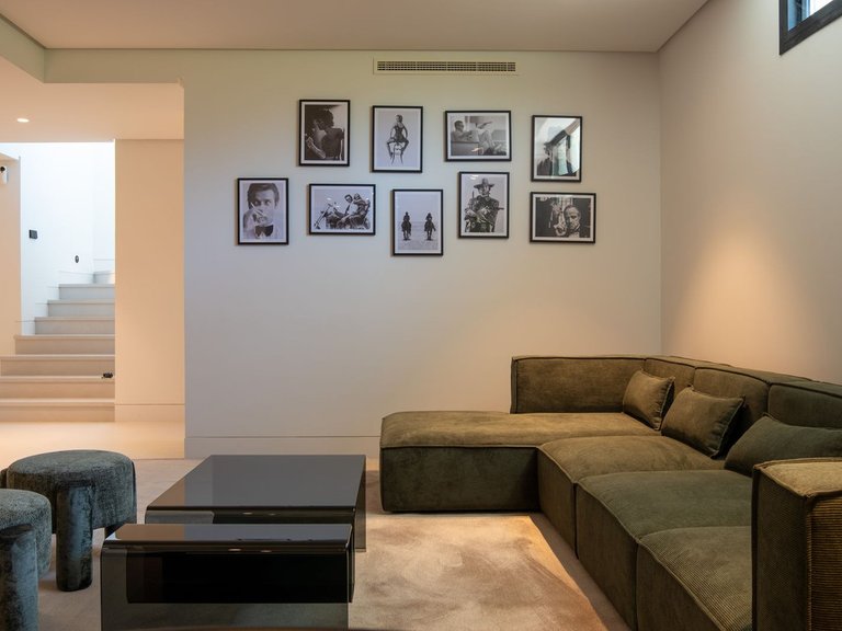 Villa for Sale in Nueva Andalucía, Malaga 64