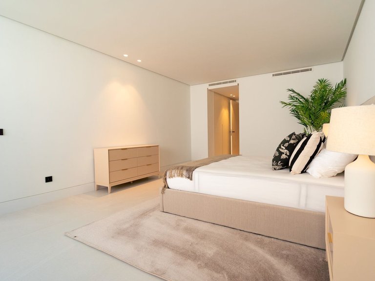 Villa for Sale in Nueva Andalucía, Malaga 72